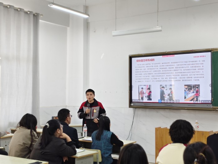 “合肥市劳动模范”戴立受邀回母校讲授思政大课